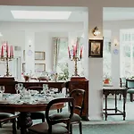Cashel House
