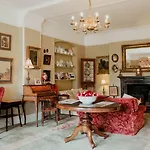Hotel Cashel House