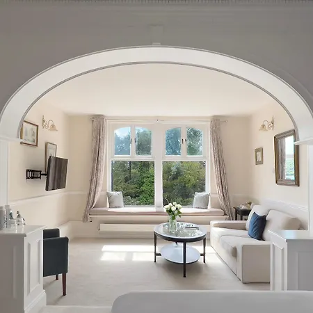 Cashel House