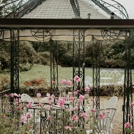 Cashel House